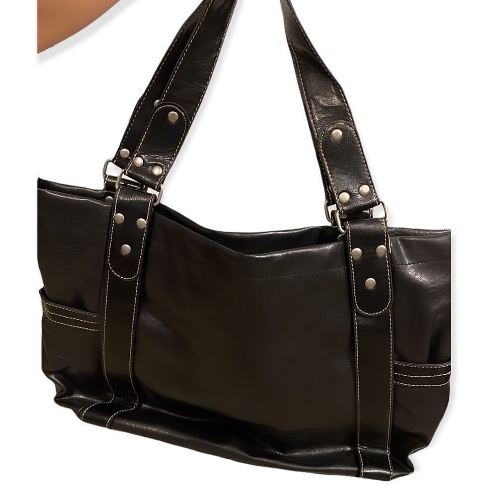 NWT Bueno Collection Black Leather Studded Purse - Picture 5 of 5